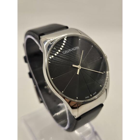 Calvin Klein Classic Black/Leather 38mm Men's Watch. K4D211CY. Excellent - Picture 6 of 7
